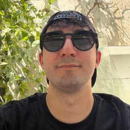 Keremcem Saçlı
